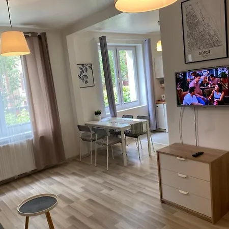 Molo Family Apartament Апартаменти